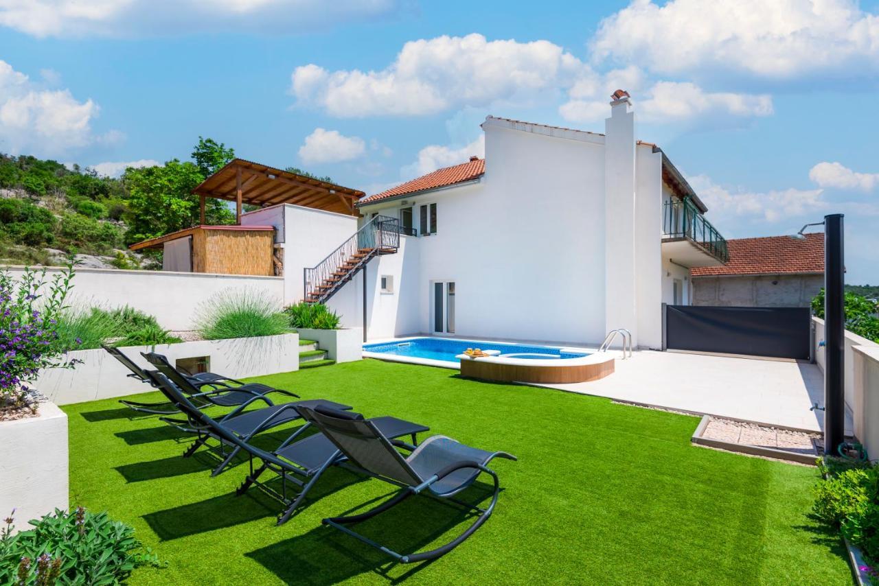 Apartman Ivana *